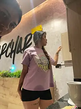 Snapshot of Emilia_Bakerr chatting on 28, 2, 2025 Emilia Bakerr online show from 28, 2, 2025