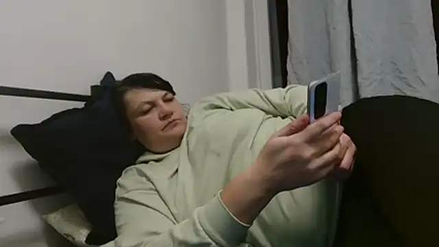 Snapshot of Lucinka1 chatting on 25, 11, 2025 Lucinka1 online show from 25, 11, 2025