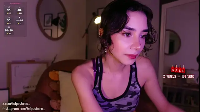 Snapshot of JulietteDee chatting on 4, 2, 2025 JulietteDee online show from 4, 2, 2025