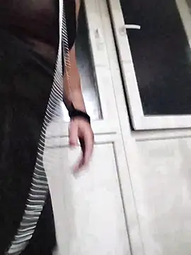 Snapshot of DjiniCD chatting on 13, 12, 2024 DjiniCD online show from 13, 12, 2024