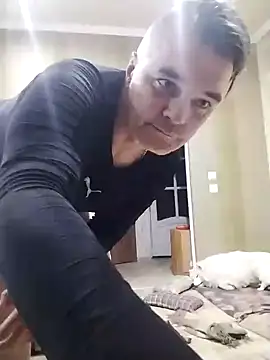 Snapshot of DjiniCD chatting on 8, 1, 2025 DjiniCD online show from 8, 1, 2025