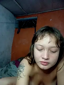 Snapshot of lucyy06 chatting on 27, 10, 2025 lucyy06 online show from 27, 10, 2025