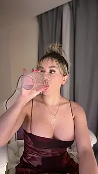 Alison Diaz17 online show from 7, 1, 2026