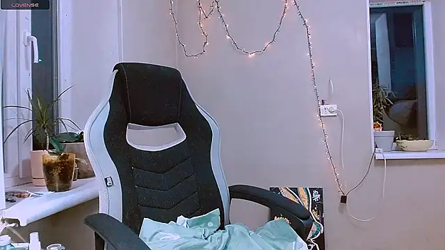 RosaJil online show from 27, 11, 2025