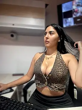 MarianaBenz online show from 9, 6, 2026
