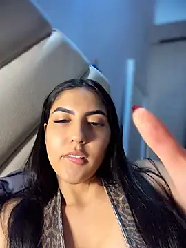 Snapshot of MarianaBenz chatting on 7, 8, 2026 MarianaBenz online show from 7, 8, 2026