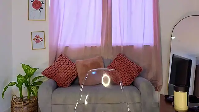 Snapshot of KristennBlue chatting on 21, 3, 2025 KristennBlue online show from 21, 3, 2025
