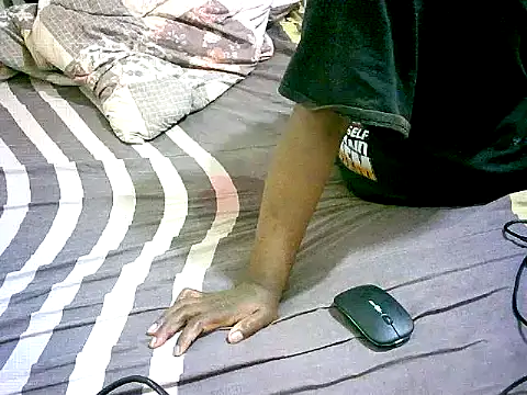 Snapshot of honeypotsweet chatting on 15, 3, 2026 honeypotsweet online show from 15, 3, 2026