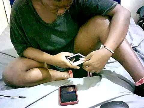 Snapshot of honeypotsweet chatting on 6, 4, 2026 honeypotsweet online show from 6, 4, 2026