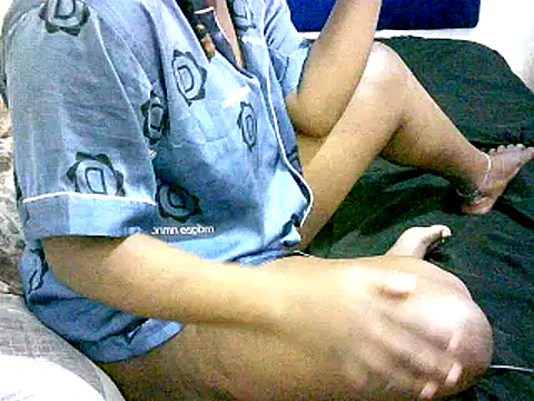 Snapshot of honeypotsweet chatting on 16, 4, 2026 honeypotsweet online show from 16, 4, 2026