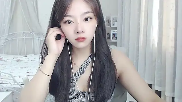 Jenny-Z online show from 5, 6, 2026
