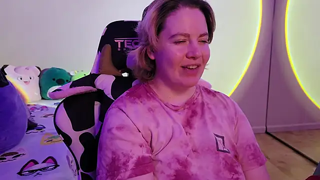 InternetFairy XO online show from 22, 1, 2025