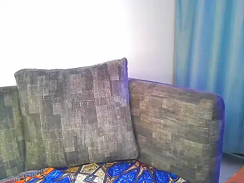 Snapshot of petiteebony_81 chatting on 27, 1, 2025 petiteebony 81 online show from 27, 1, 2025