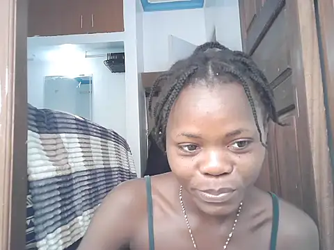 Snapshot of petiteebony_81 chatting on 7, 2, 2025 petiteebony 81 online show from 7, 2, 2025