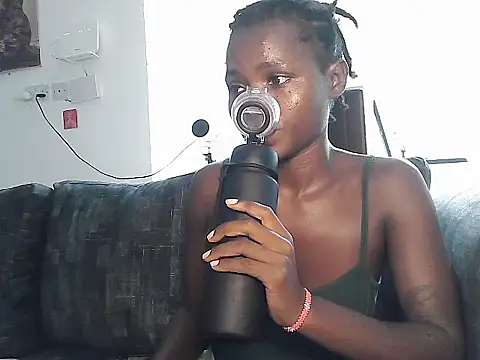 petiteebony 81 online show from 25, 11, 2025