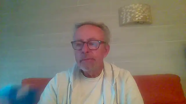 tuggy59 online show from 9, 4, 2026