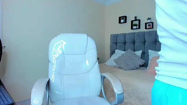 Alex cute77 online show from 19, 3, 2025