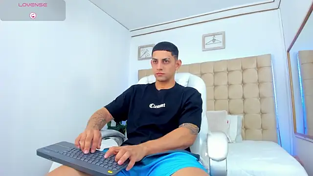 Alex cute77 online show from 30, 9, 2025