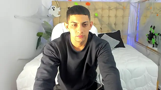 Alex cute77 online show from 22, 10, 2025