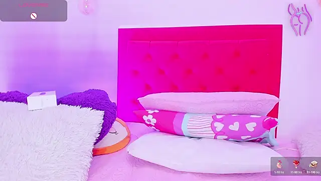 Snapshot of Sofia_Girl_ chatting on 30, 12, 2024 Sofia Girl online show from 30, 12, 2024