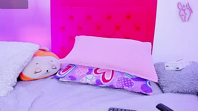 Snapshot of Sofia_Girl_ chatting on 18, 3, 2025 Sofia Girl online show from 18, 3, 2025