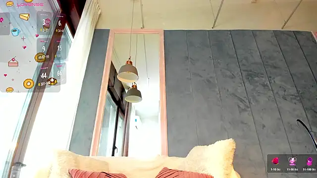 Snapshot of Sassy_Teen chatting on 4, 2, 2026 Sassy Teen online show from 4, 2, 2026