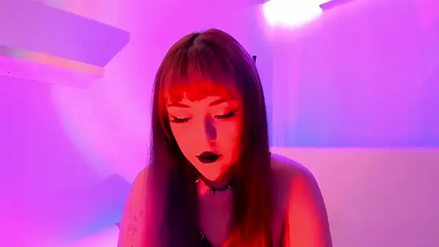 Snapshot of Gloomydoll chatting on 15, 2, 2025 Gloomydoll online show from 15, 2, 2025
