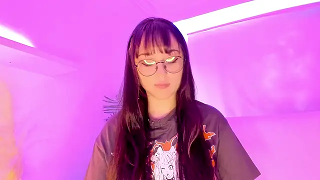 Snapshot of Gloomydoll chatting on 30, 9, 2025 Gloomydoll online show from 30, 9, 2025