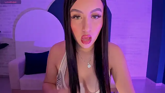 Snapshot of LindseyMoss chatting on 12, 1, 2025 LindseyMoss online show from 12, 1, 2025