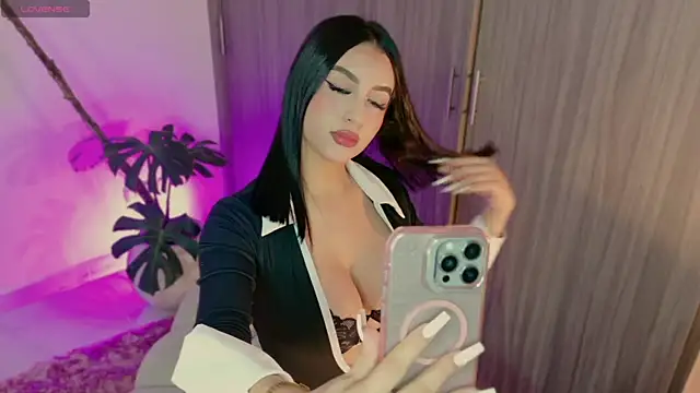 Snapshot of LindseyMoss chatting on 20, 12, 2025 LindseyMoss online show from 20, 12, 2025