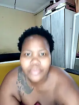 Snapshot of Real1SweetQueen chatting on 30, 1, 2025 Real1SweetQueen online show from 30, 1, 2025