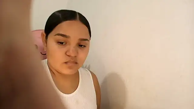 Charlotte-Chanell online show from 8, 5, 2026