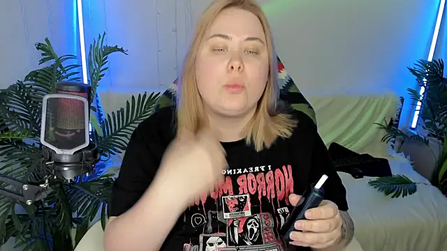 Akemi BBW online show from 7, 2, 2025