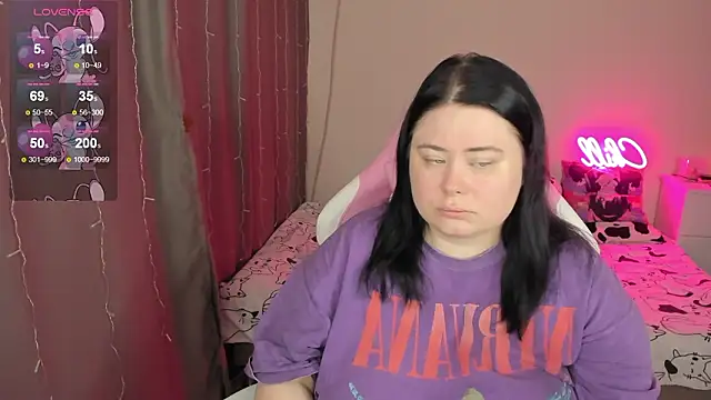 Akemi BBW online show from 1, 2, 2026