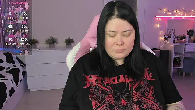 Akemi BBW online show from 17, 5, 2026
