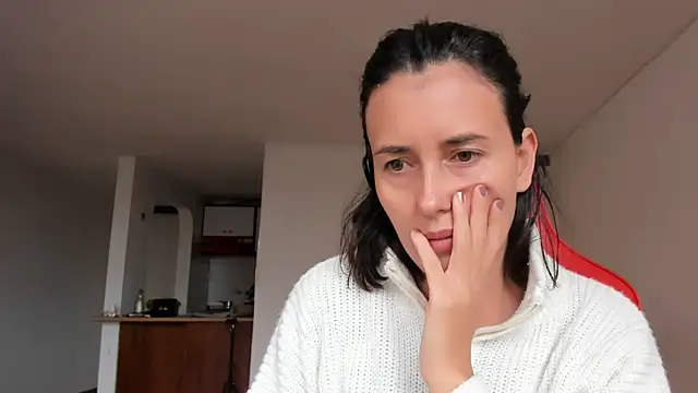 zoe jeane beker online show from 16, 2, 2025