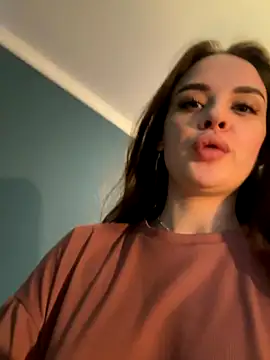 Snapshot of KristenSayles chatting on 21, 9, 2025 KristenSayles online show from 21, 9, 2025