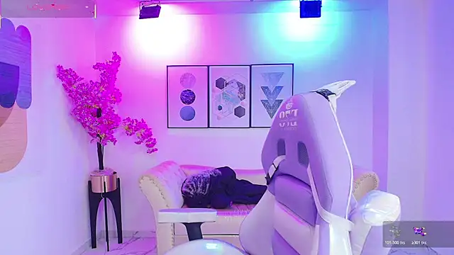 Isa reel online show from 28, 10, 2025