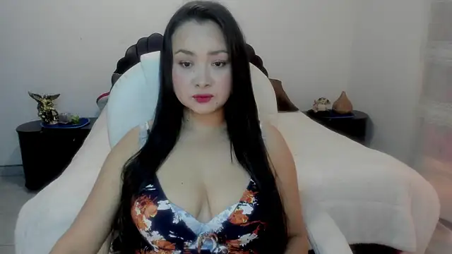 emilydolshe2 online show from 13, 3, 2025