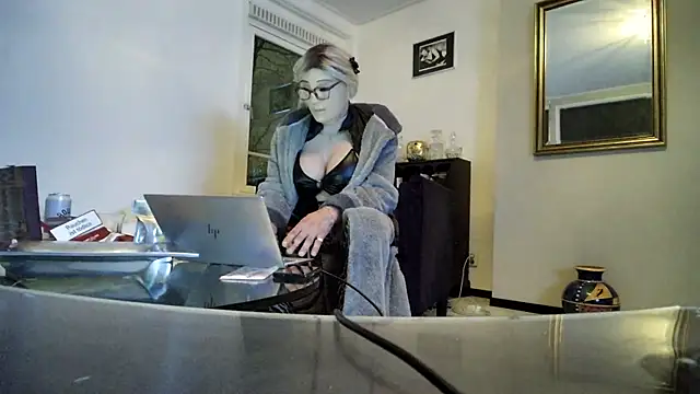 CharlotteVixxens online show from 25, 3, 2026