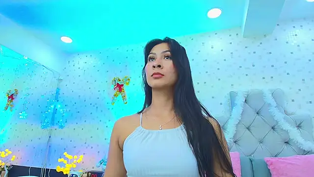 JulietaReyess online show from 15, 12, 2025