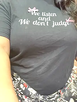 CUTE SOPHIA- online show from 4, 11, 2025