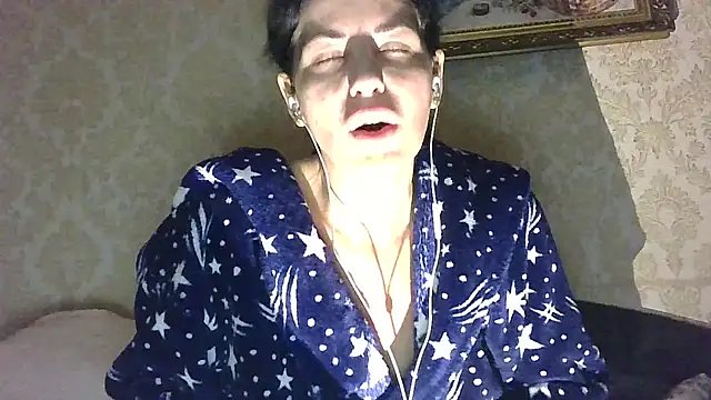 Snapshot of StunnigArt chatting on 27, 4, 2026 StunnigArt online show from 27, 4, 2026