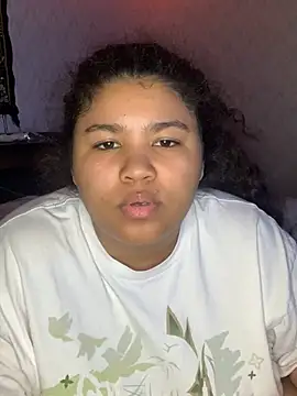 KittyLoroi online show from 4, 5, 2026