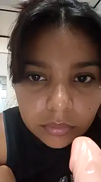 stefanie010 online show from 11, 2, 2025