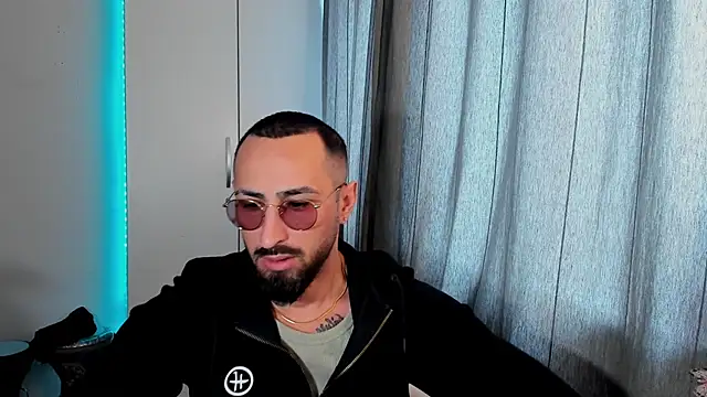 Snapshot of Baddfuckerr chatting on 7, 2, 2025 Baddfuckerr online show from 7, 2, 2025
