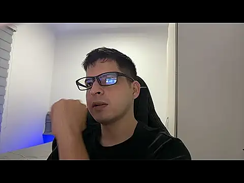 Snapshot of lordbeja chatting on 5, 4, 2026 lordbeja online show from 5, 4, 2026