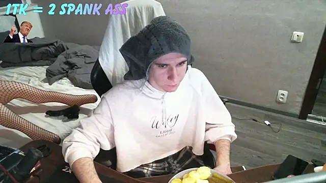 izilizi 23 online show from 8, 4, 2026