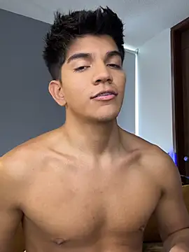 Snapshot of santiago_01 chatting on 16, 7, 2026 santiago 01 online show from 16, 7, 2026