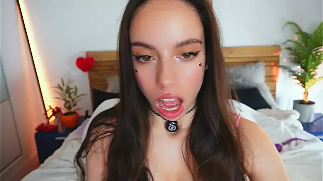 Snapshot of Dayna_Nebula chatting on 10, 5, 2026 Dayna Nebula online show from 10, 5, 2026